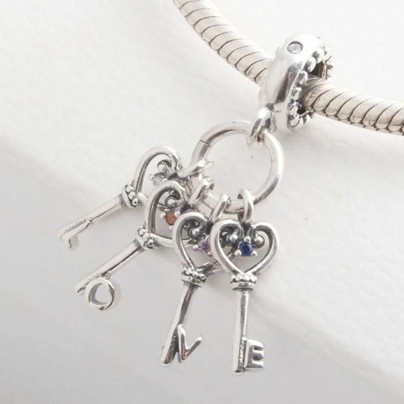 Love Keys Bead Bracelet with Crystal Pendant Charm