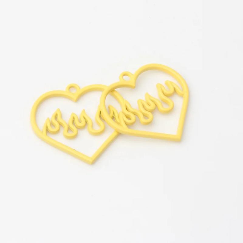 10pcs Heart Shape Hollow Keychain Stainless Steel Cat Bracelet DIY Ornaments
