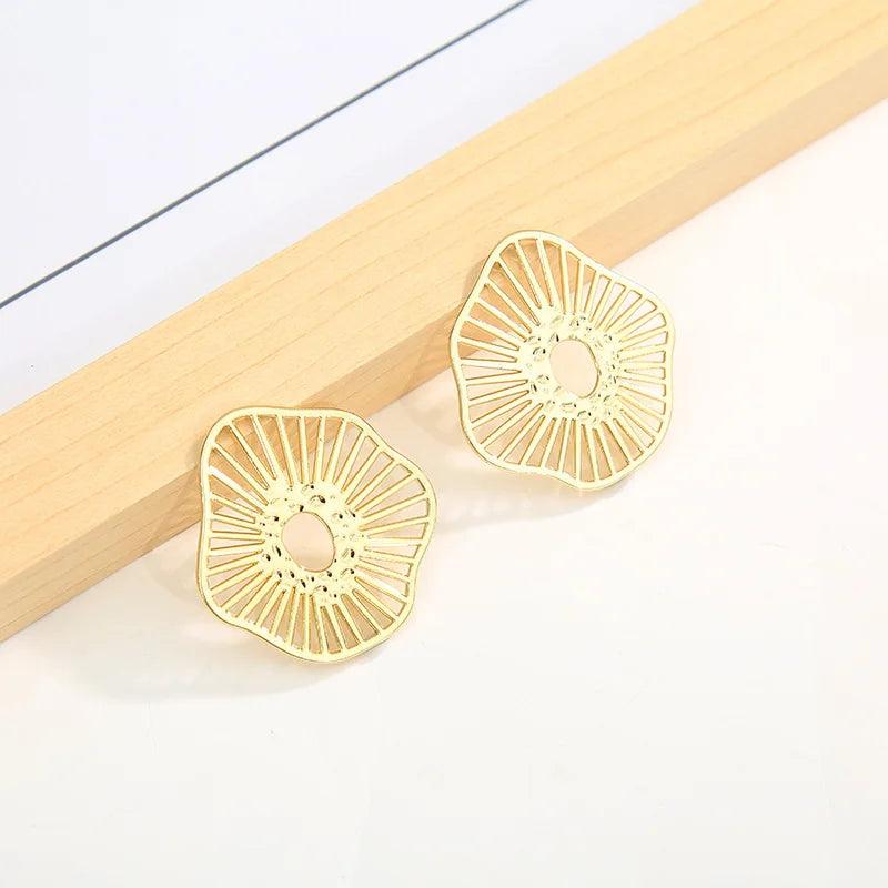 10pcs Hollow Irregular Pendant Charms for Necklace Earrings DIY Jewelry
