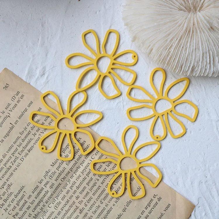 10pcs Flower Pendant Charms for Jewelry Making