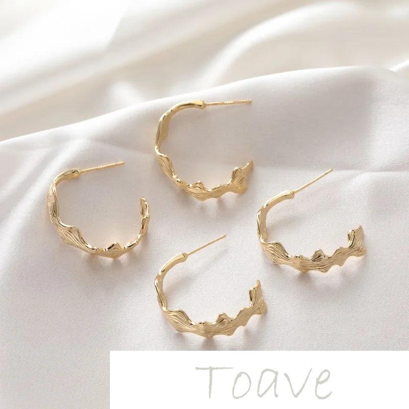 14K Wavy Stripes Silver Needle Earrings