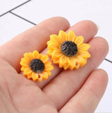 30pcs Sunflower & Daisy Charms Pendant Resin Flatback Cabochons DIY Jewelry