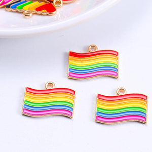 20pcs Enamel Alloy Heart Pendant LGBT Flag Charms for Necklace Bracelet
