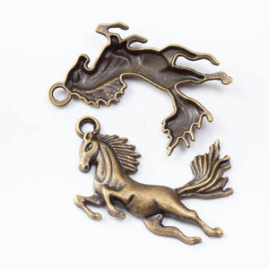 Retro Metal Horse Pendant for DIY Jewelry Necklace Making