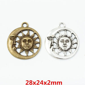 Retro Metal Zinc Alloy Sun Moon Pendant for DIY Jewelry Necklace Making