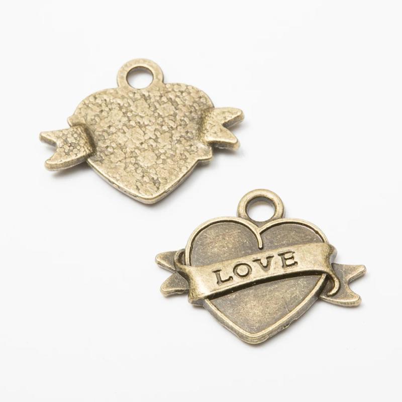 Retro Metal Zinc Alloy Love Pendant for Jewelry Making