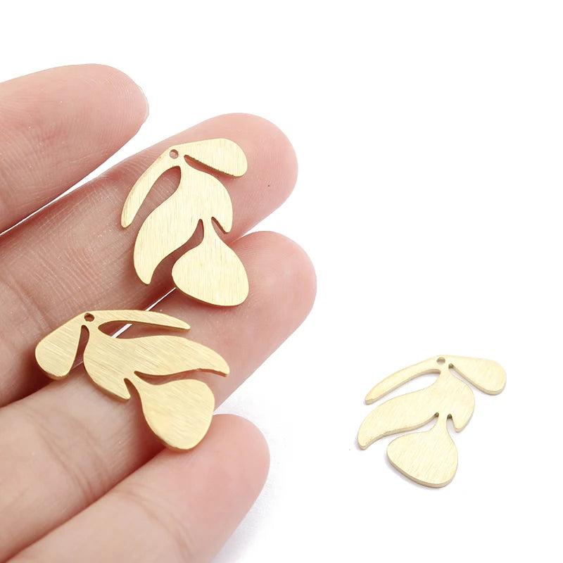 10pcs Raw Brass Textured Leaf Charms Pendant 21x15mm