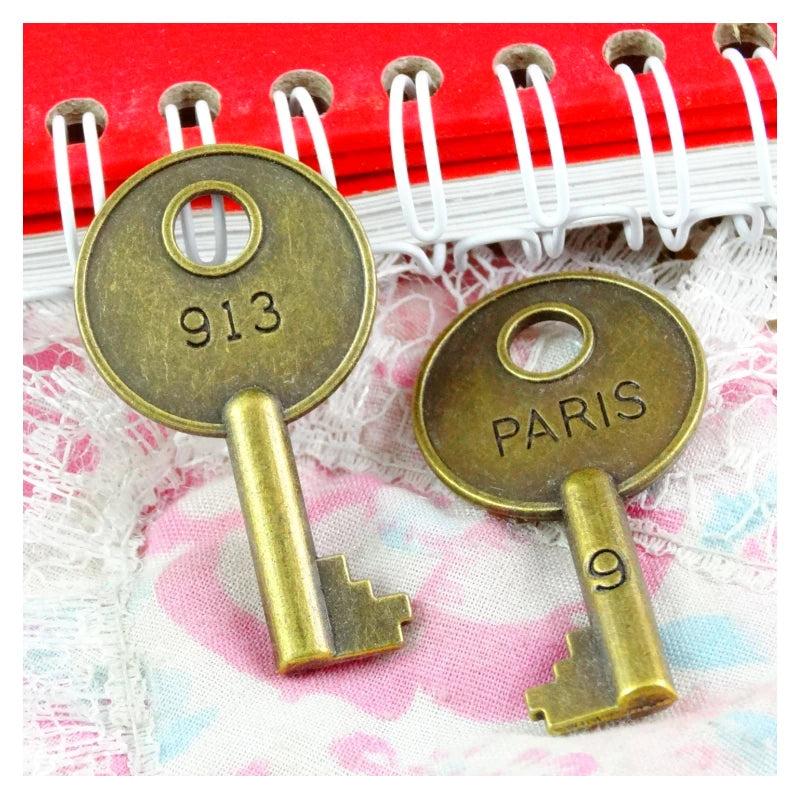 20pcs Vintage Metal Alloy Keys Charms for Jewelry Making Pendant