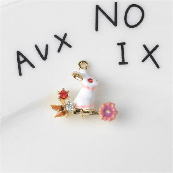 5pcs Enamel Effect Rhinestone Flower Bunny Charms
