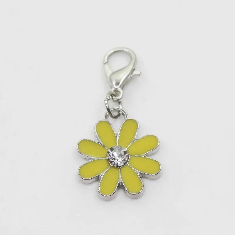 20pcs/lot Yellow Daisy Flower Dangle Charms Lobster Clasp DIY Bracelet Necklace