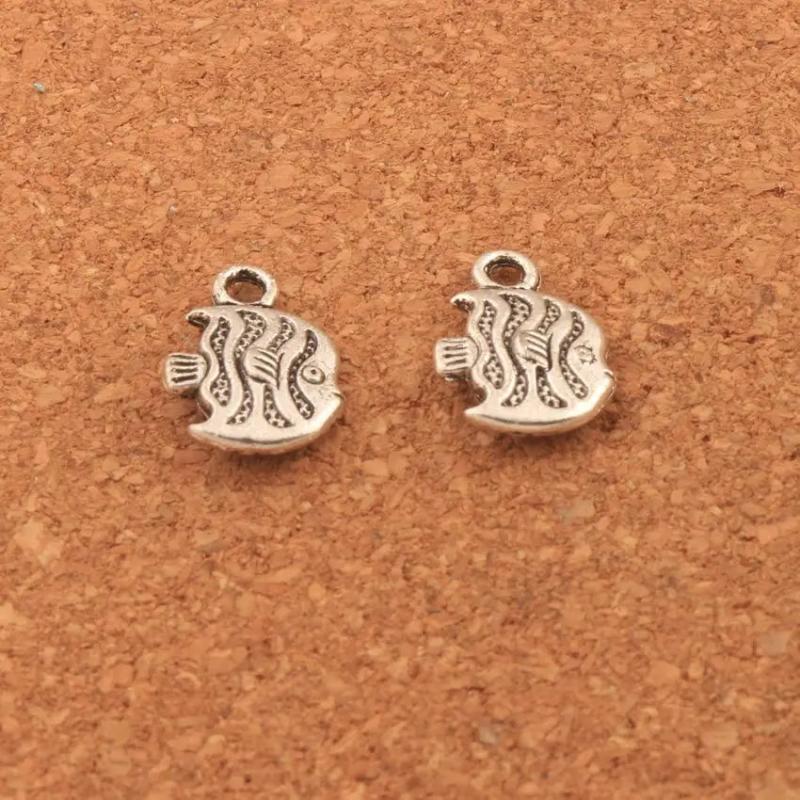 Antique Silver Tropical Fish Charms Pendants 35pcs 14.9x10.7mm
