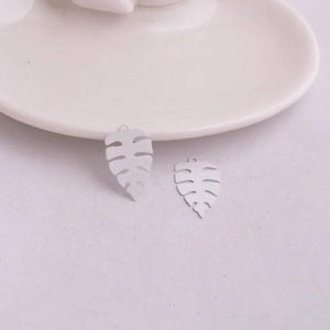 100pcs Silver Leaf Pendants Painted Metal Brass Jewelry Findings