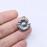 5pcs 20mm Stainless Steel Daisy Flower Charms Pendant for DIY Jewelry 2 Colors