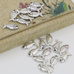 Tibet silver-color 50pcs Fishes Shape Spacers Beads DIY Findings B2537