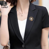 Exaggerated Alloy Pearl Rhinestone Web Brooch