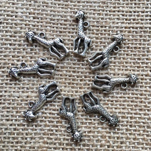 32 Pcs Antique Silver Plated Giraffe Charms for Jewelry Making