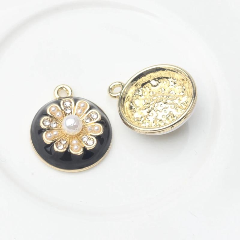 6pcs Daisy Flower Round Charms for DIY Necklace Bracelet Making