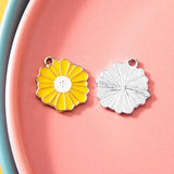 10pcs/Lot Daisy Flower Enamel Charms Necklace DIY Pendant Jewelry Accessories