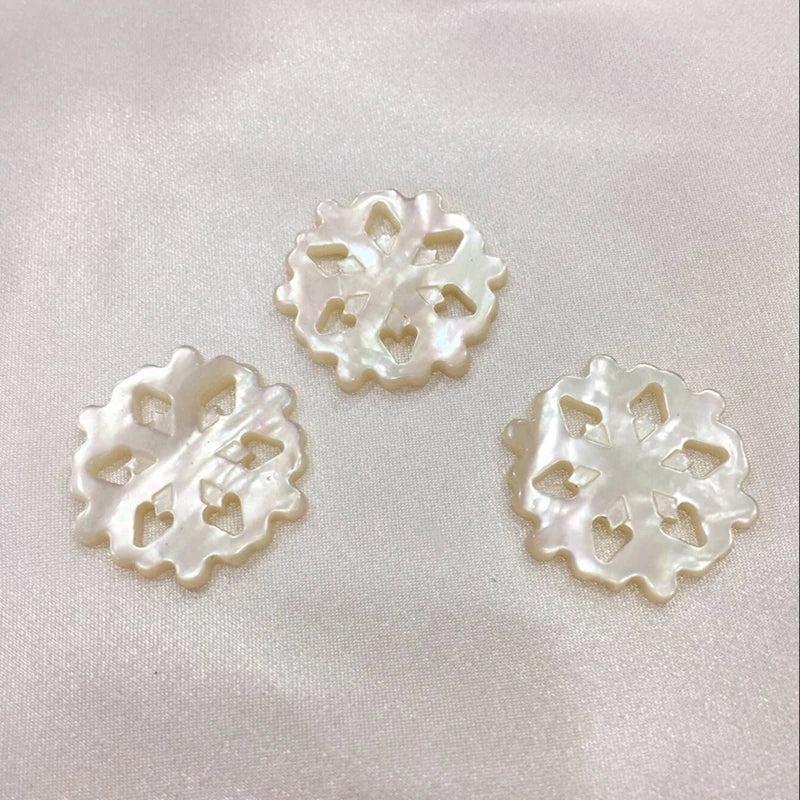 25MM 4Pcs Snowflake Pearl Shell Jewelry Pendants Charms