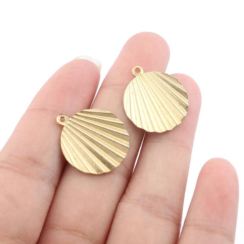 40pcs Raw Brass Weaved Round Disc Pendants for Jewelry Making