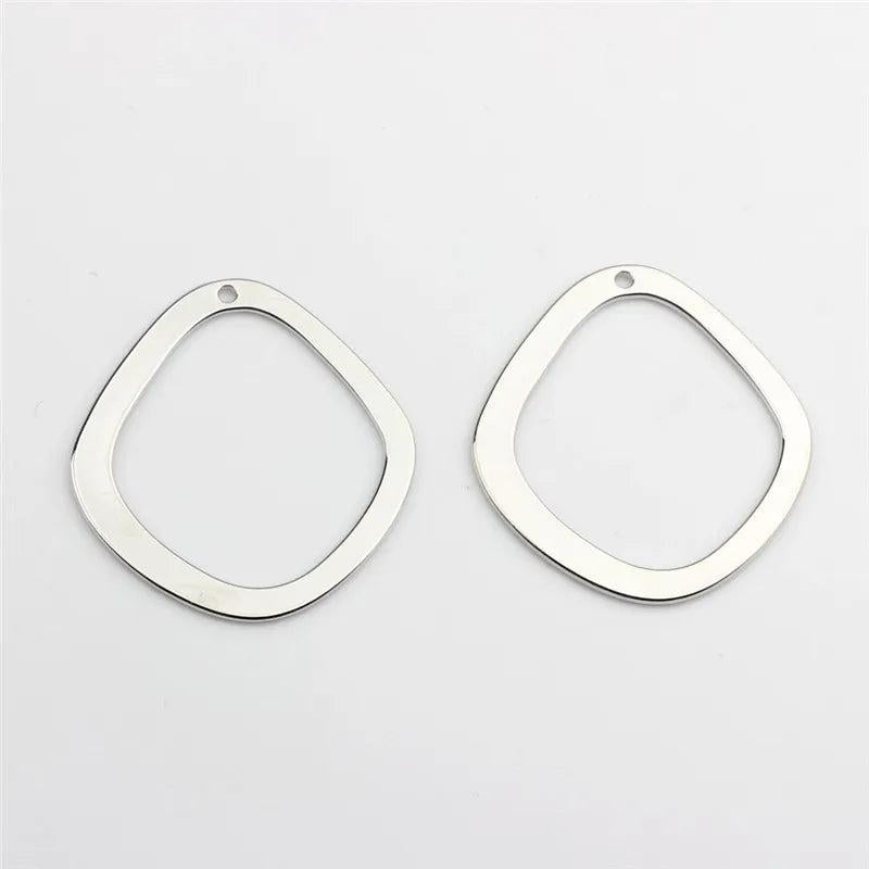 40pcs/lot Rubber Paint Geometry Irregular Rhombus Shape Alloy Locket Charms