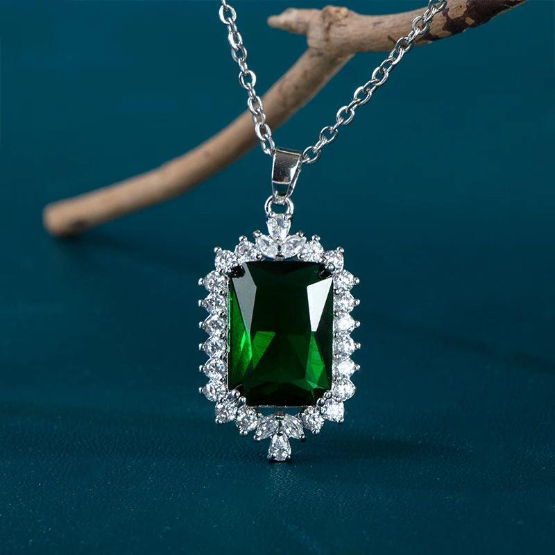 Emerald Green Pendant Necklace 925 Silver Jewelry for Anniversary Party