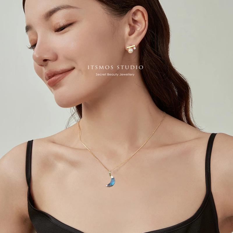 Labradorite Crystal Necklace 14K Plated Natural Gemstone Boho Necklace