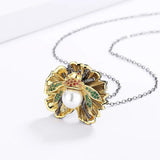 18k Little Bee Necklace with Freshwater Pearl Pendant
