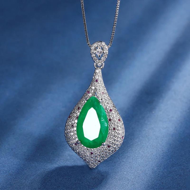 10*16mm Emerald Gold-Color Pendant Necklace for Women Gemstone Lab Diamond