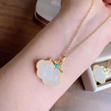 Chinese Palace Style Hetian Chalcedony Necklace