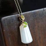 Chinese Retro Charm Women's Hetian Chalcedony Pendant Necklace