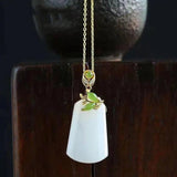 Chinese Retro Charm Women's Hetian Chalcedony Pendant Necklace
