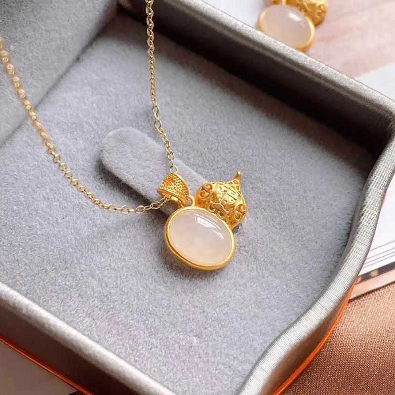 Chinese Retro Silver Inlaid Hetian Jade Gourd Pendant Necklace