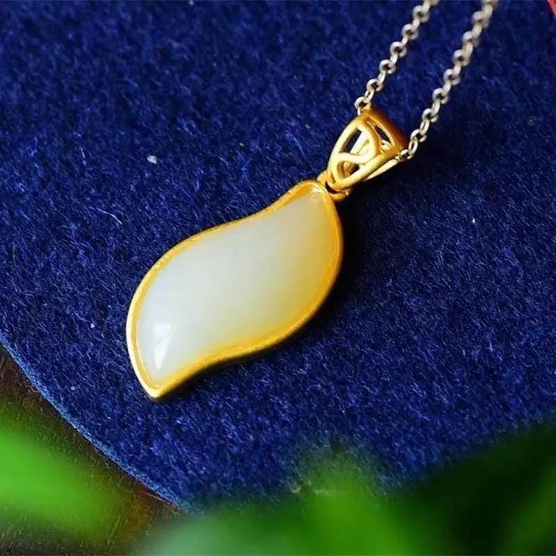 Silver Hetian Chalcedony Plant Pendant Necklace - Chinese Retro Craft Jewelry