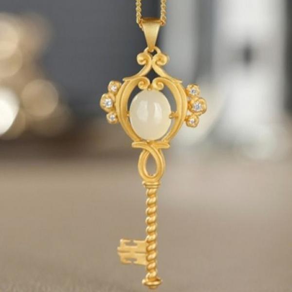 Silver Inlaid Hetian Jade Pendant Necklace Chinese Palace Style Craft