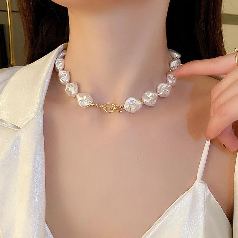 French Style Irregular Geometric Pearl Necklace for Women