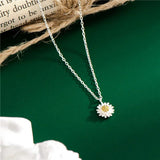 925 Silver Daisy Flower Pendant Necklace with Chain