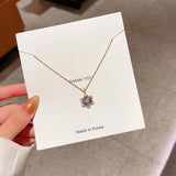 Zircon Small Flower Pendant Necklace in 18KT Gold