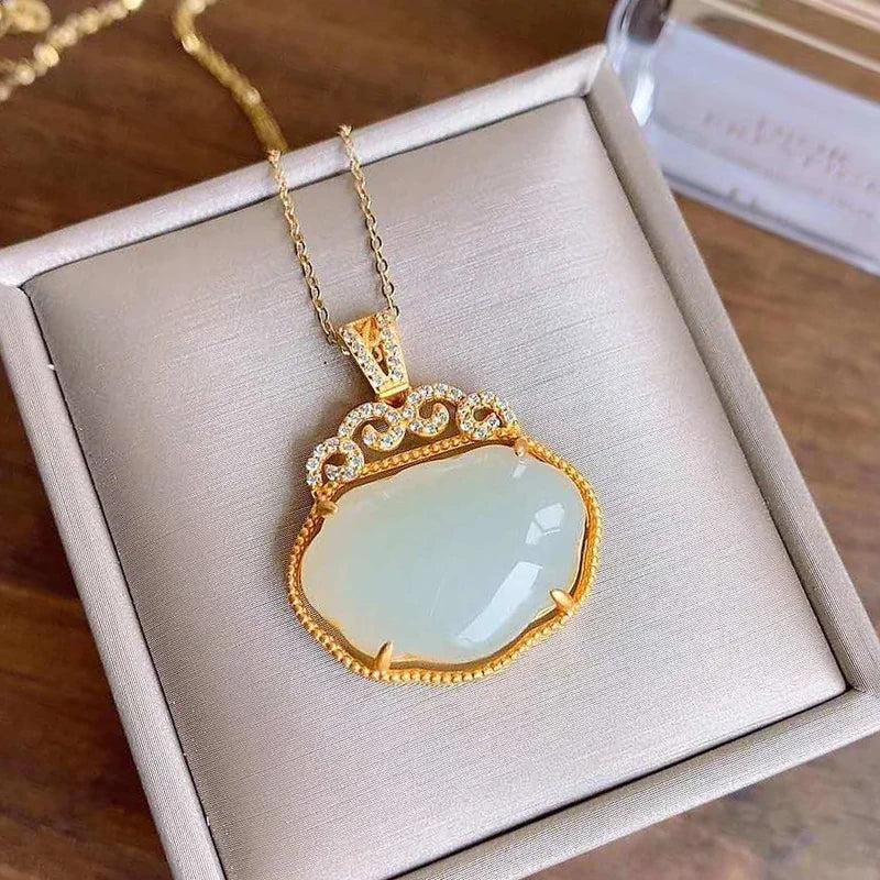 Natural Hetian Chalcedony Pendant Necklace Chinese Jewelry