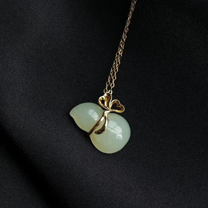 Hetian Chalcedony Gourd Pendant Necklace Fresh Fairy Charm