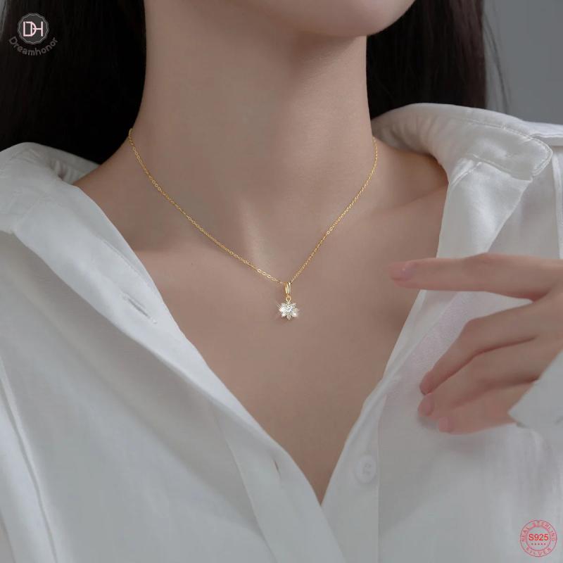 925 Silver Zirconia Flower Pendant Necklace Women Jewelry