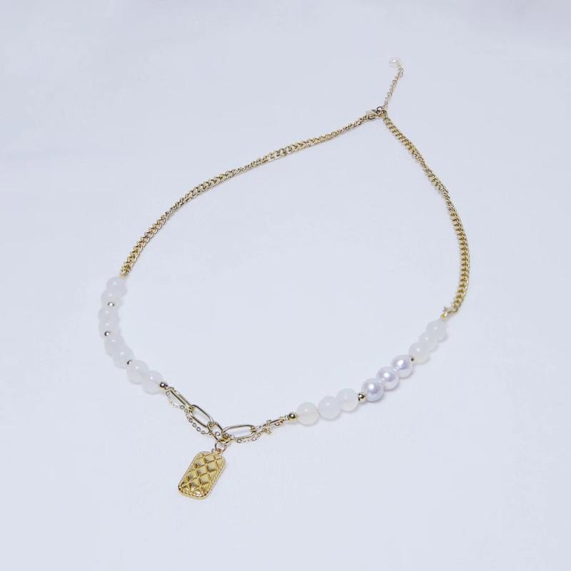 Vintage Jade Choker Necklace for Women, Titanium Steel Beaded Collar