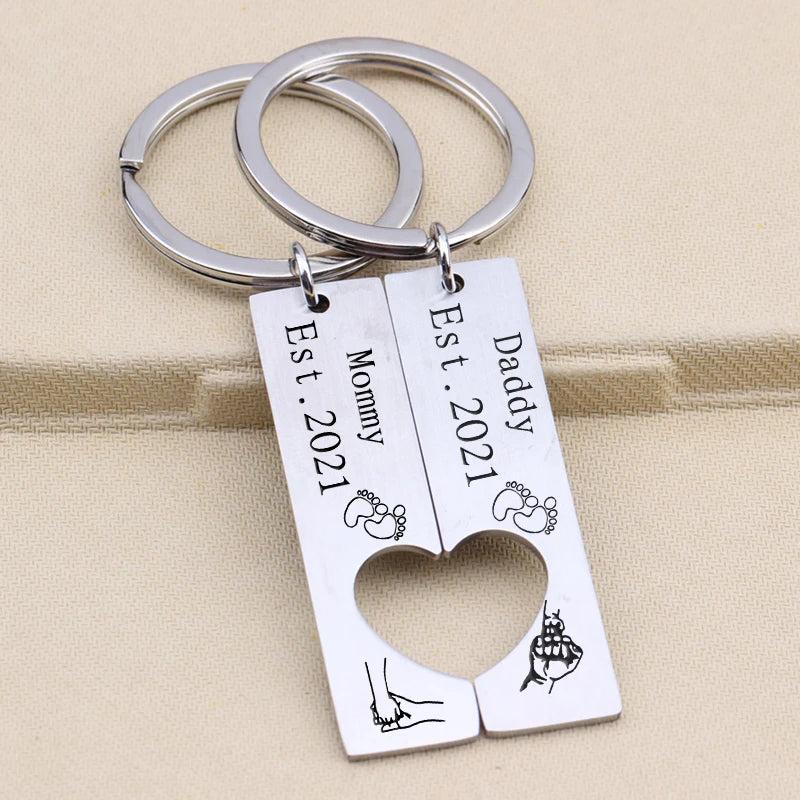 Personalized Dad Mom Keychains, Couple Gift for Parents