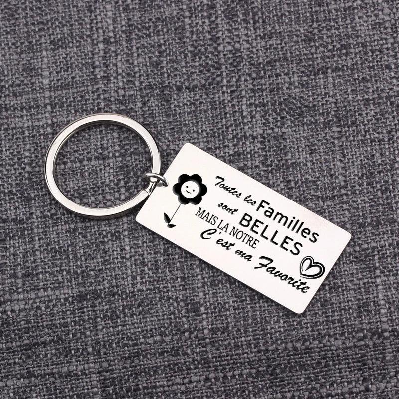 Family Keychain: Notre Famille est la Plus Belle - Cadeau pour la Famille