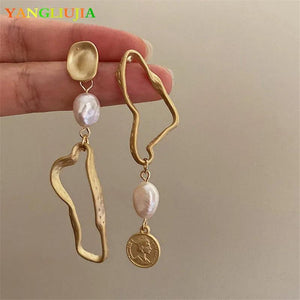 Long Baroque Pearl Earrings French Retro Jewelry Party Accessories