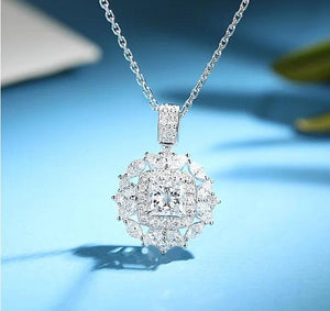 Zircon Pendant Necklace with Clavicle Chain