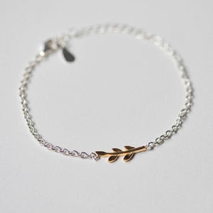 925 Silver Bracelet with Bar Leaves Design