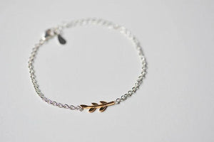 925 Silver Bracelet with Bar Leaves Design