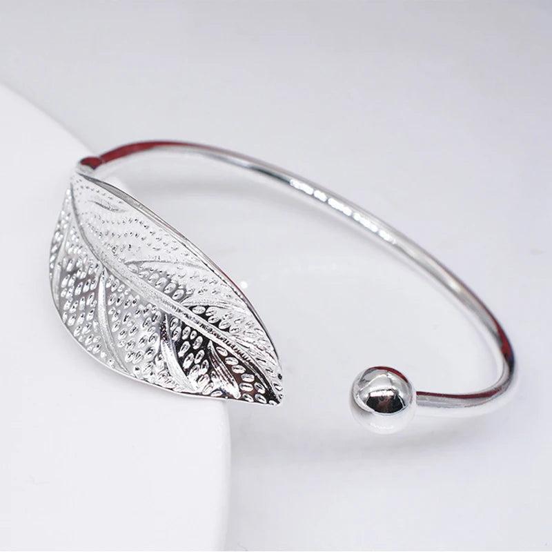 Adjustable Leaf Charm Open Bracelet, Gift Jewelry Wholesale