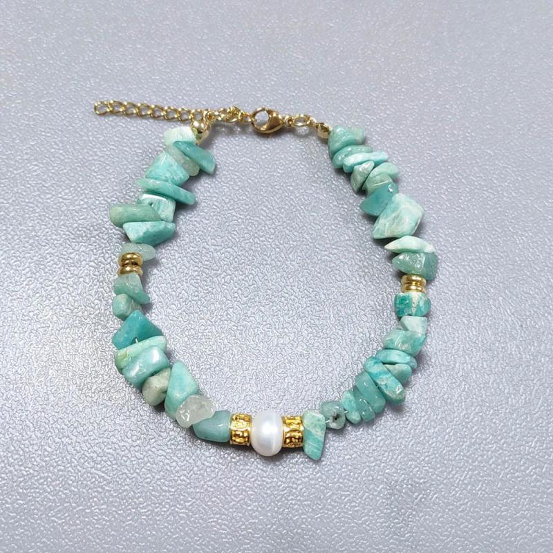 Fluorite Turquoise Beaded Bracelet with Freshwater Pearl Embellishment